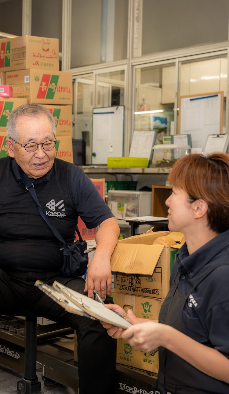 大阪市中央卸売市場 本場の竹若の店先。市場とともに歩んできた現場。